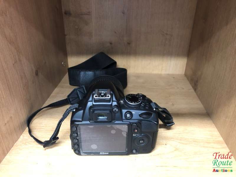 NIKON D3100 DSLR Camera Kit with Nikon 18-55 VR Lens *** BARGAINS ***