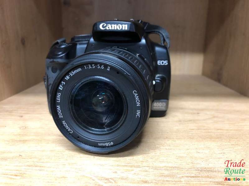 Canon EOS 400D DigitalSLR camera 10.1 Megapixels + Canon EFS 18-55mm Lens