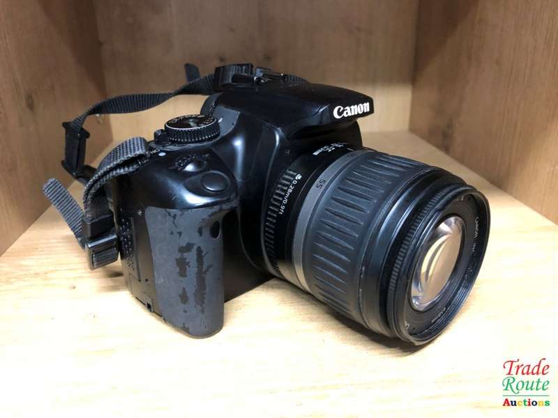 Canon EOS 400D DigitalSLR camera 10.1 Megapixels + Canon EFS 18-55mm Lens
