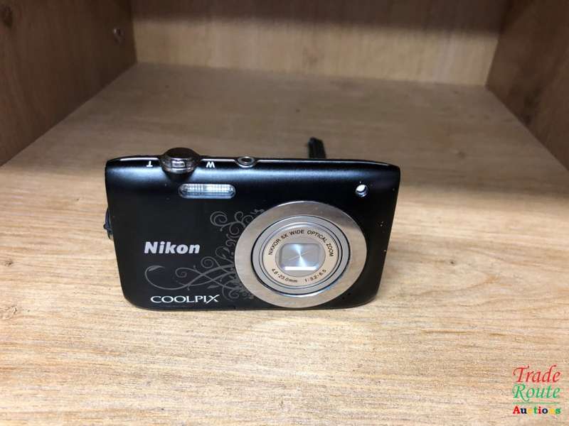 Nikon Coolpix S2600 ( 14MP, 5 x Optical Zoom, 2.7 -inch LCD ) - Digital Camera