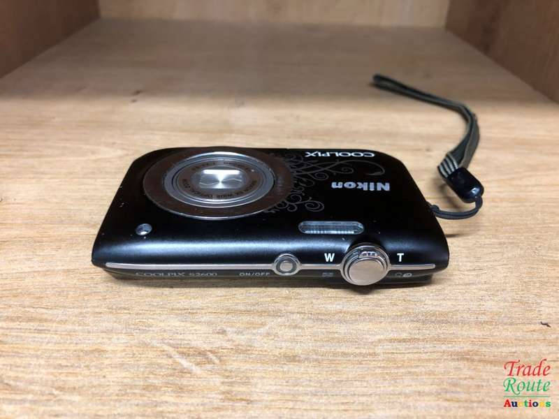 Nikon Coolpix S2600 ( 14MP, 5 x Optical Zoom, 2.7 -inch LCD ) - Digital Camera