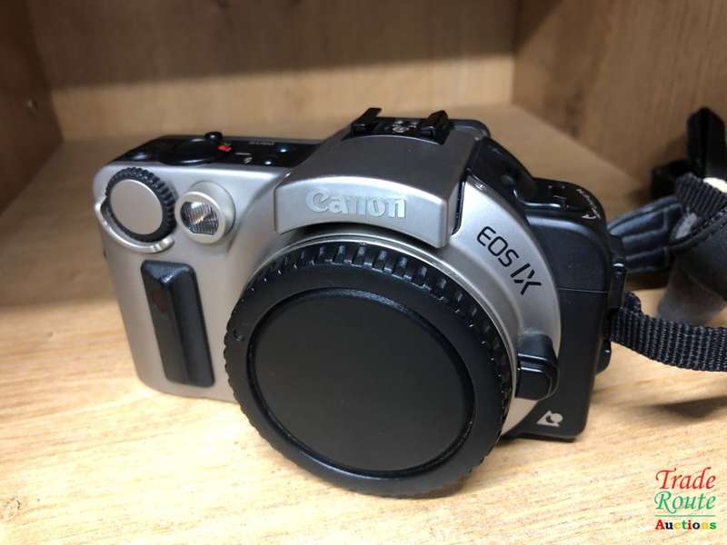 Canon EOS IX APS Film Camera Body