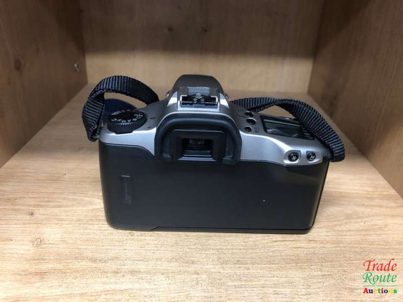 Canon EOS 3000N - SLR camera - 35mm FILM - body only