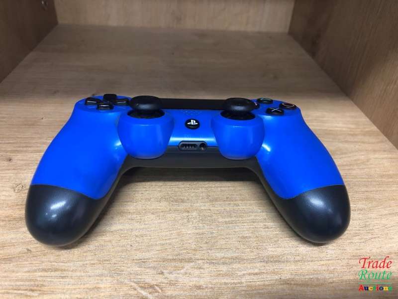 BLUE - SONY PS4 DUALSHOCK 4 Wireless Controller - for the PlayStation 4