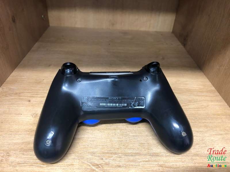 BLUE - SONY PS4 DUALSHOCK 4 Wireless Controller - for the PlayStation 4