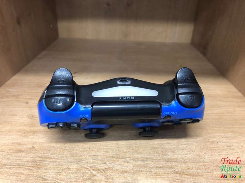 BLUE - SONY PS4 DUALSHOCK 4 Wireless Controller - for the PlayStation 4