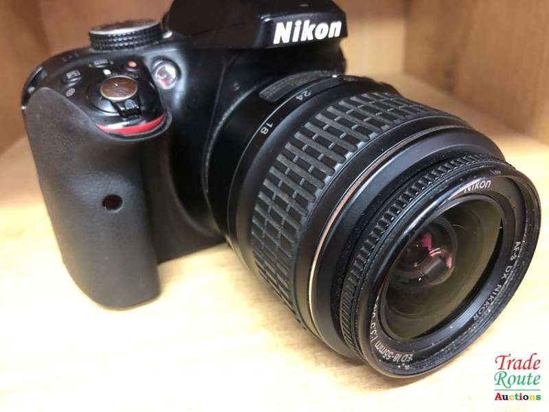Nikon D3300 24.2 MP CMOS Digital SLR with AF-S DX NIKKOR 18-55mm f/3.5-5.6G DX Zoom Lens (Black)