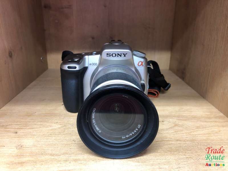 SONY ALPHA A300 DIGITAL CAMERA + 18-70 SONY LENS PROFESSIONAL CAMERA KIT
