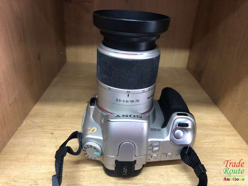 SONY ALPHA A300 DIGITAL CAMERA + 18-70 SONY LENS PROFESSIONAL CAMERA KIT