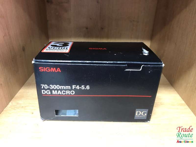 [BOXED] SIGMA DG 70-300mm Telephoto Zoom Lens for CANON AF DSLR Cameras