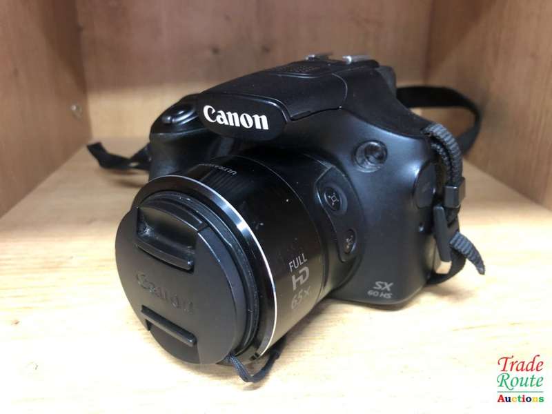 Canon Powershot SX60 HS 16.1MP Digital Camera 65x Optical Zoom Lens 3-inch LCD Tilt Screen (Black)
