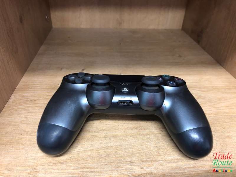 SONY PS4 DUALSHOCK 4 Wireless Controller - for the PlayStation 4