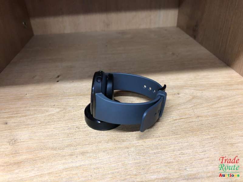 Samsung Gear S2 Dark - DARK GRAY - SM-R720 Watch - IN BOX
