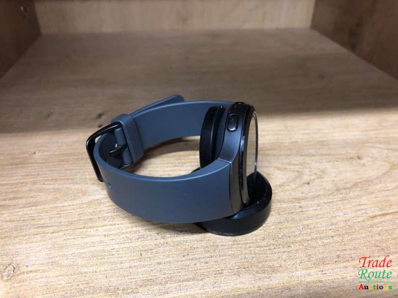 Samsung Gear S2 Dark - DARK GRAY - SM-R720 Watch - IN BOX