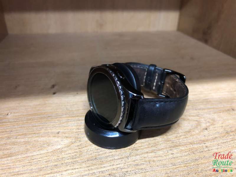 Samsung Gear S2 Smartwatch - Classic - SM -R732 - IN BOX