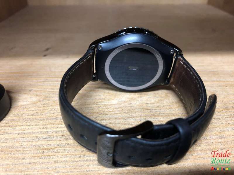 Samsung Gear S2 Smartwatch - Classic - SM -R732 - IN BOX