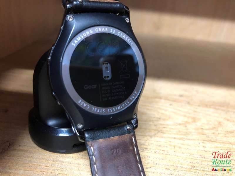 Samsung Gear S2 Smartwatch - Classic - SM -R732 - IN BOX