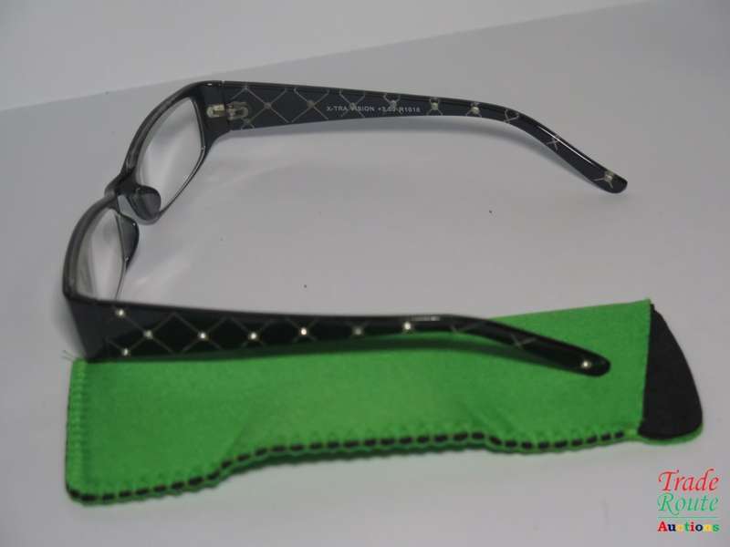 X-TRA VISION Fashion Reading Glasses - with matching case  [ +3.00 ]