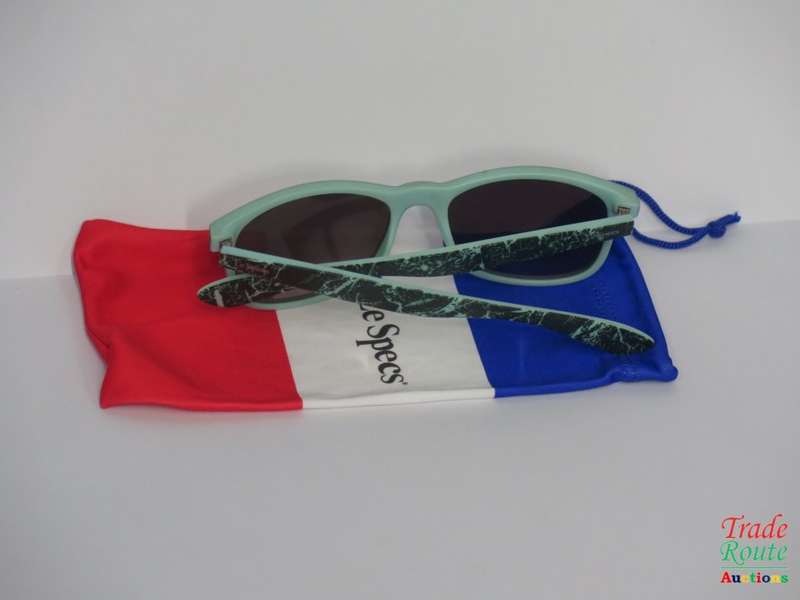 Le Specs Polarized Sunglass - with Pouch