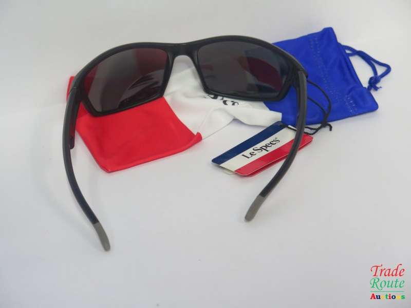 Le Specs Polarized Sunglass - with Pouch