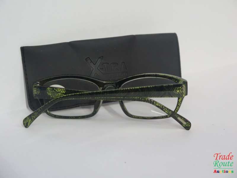 X-tra Vision Fashion Reading Glasses with Matching Case +1.00