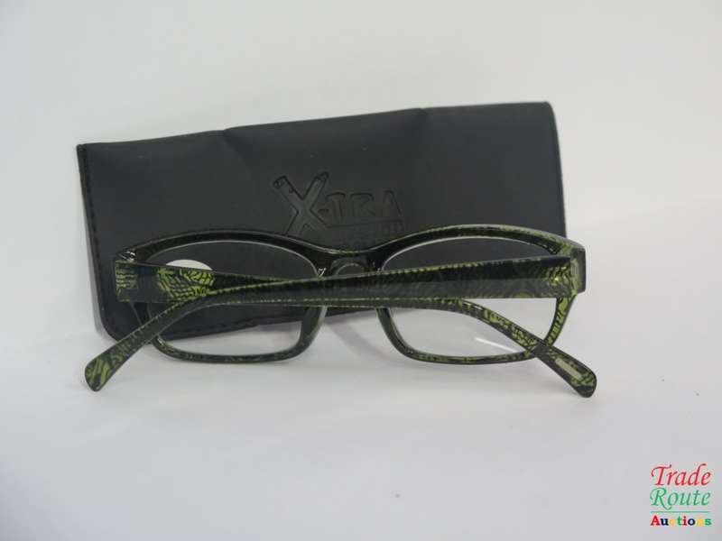 X-tra Vision Fashion Reading Glasses with Matching Case +1.00