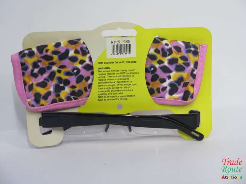 X-tra Vision Fashion Reading Glasses with Matching Case +3.00