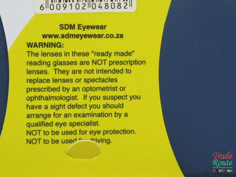 X-TRA VISION Fashion Reading Glasses - with matching case +3.00