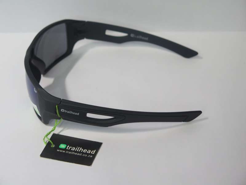 Trailhead WEISSHORN-BLK  Polarised Sunglasses - POUCH