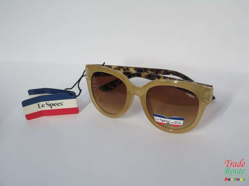 Le Specs LES-017-032  Polarized Sunglass - IN HARD CASE