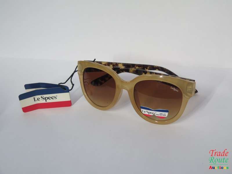 Le Specs LES-017-032  Polarized Sunglass - IN HARD CASE