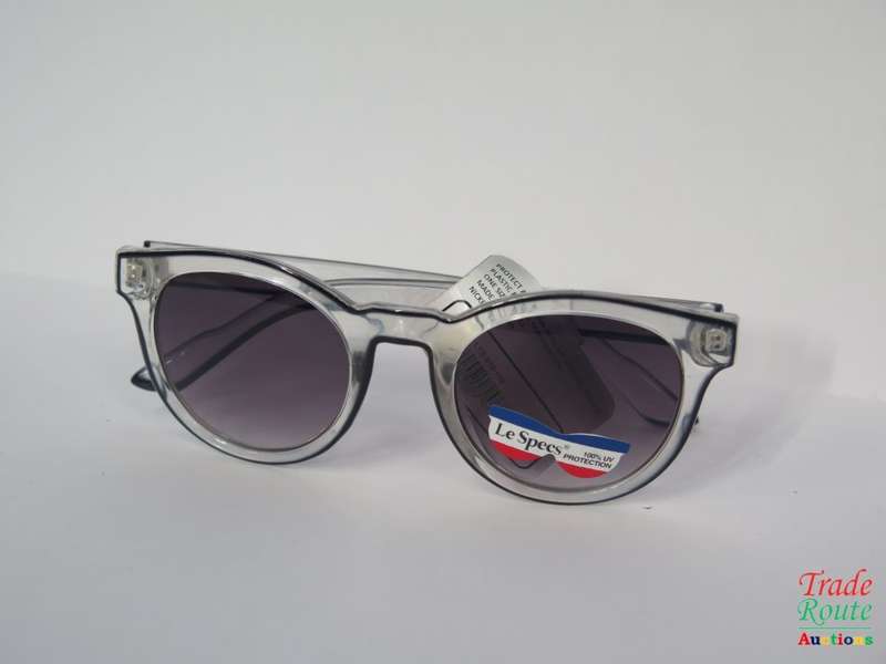 Le Specs LES - 018-158 Polarized Sunglass - with Hard Case