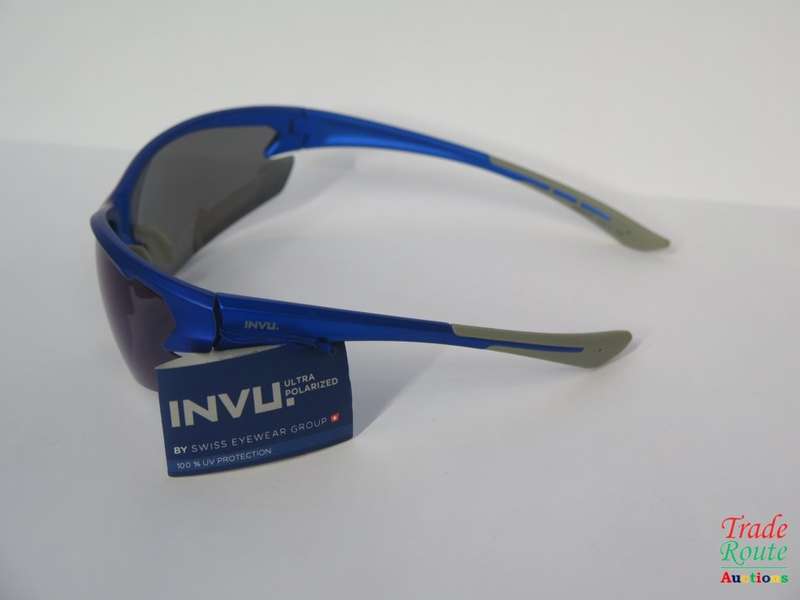 INVU ULTRAPOLARIZED men's sunglasses INVU A2607C  - IN HARD CASE
