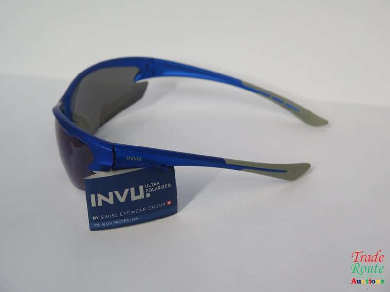 INVU ULTRAPOLARIZED men's sunglasses INVU A2607C  - IN HARD CASE