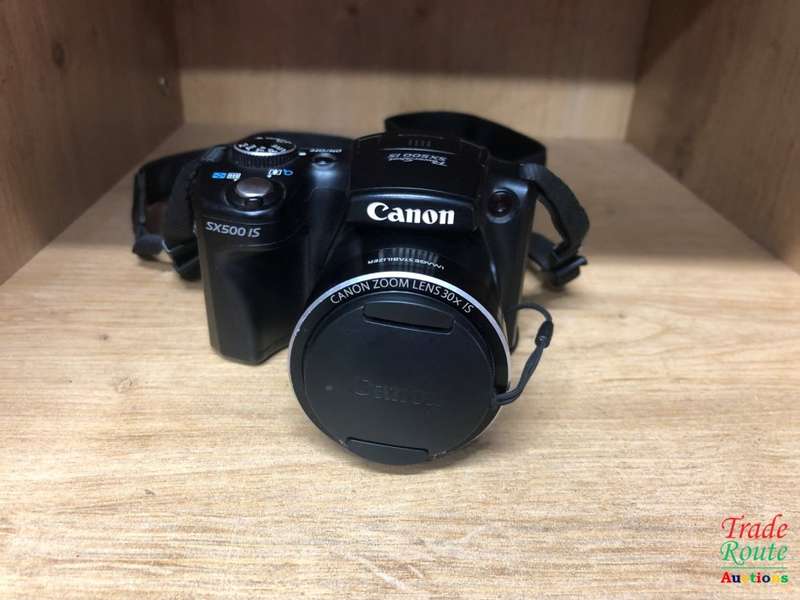 Canon PowerShot SX500 IS DIGITAL CAMERA 16.0 MP with 30x Wide-Angle Optical IS Zoom and 3.0-Inch LCD