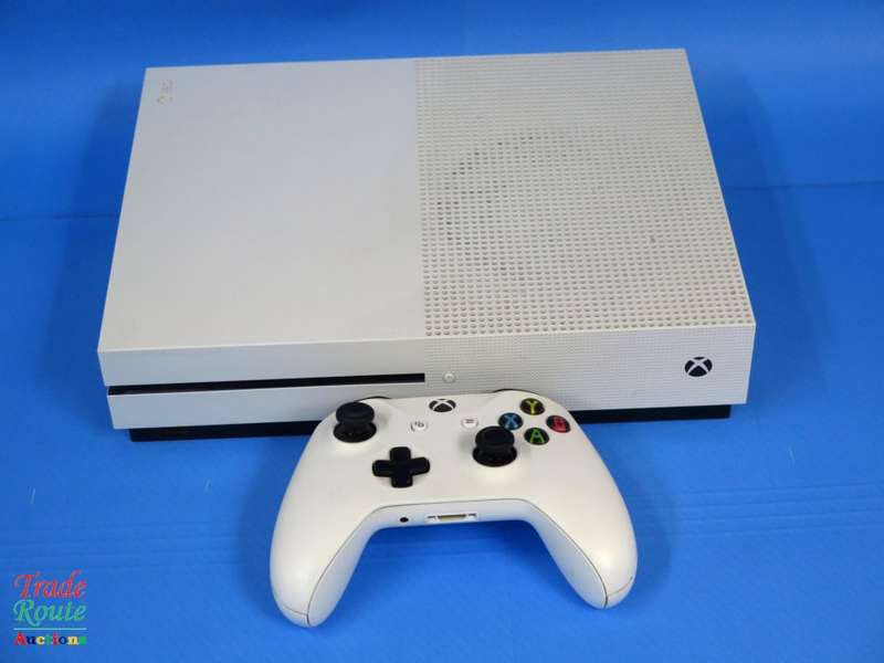 Microsoft Xbox One S 500GB Console (WHITE) Model 1681 + 1 Controller (WHITE)