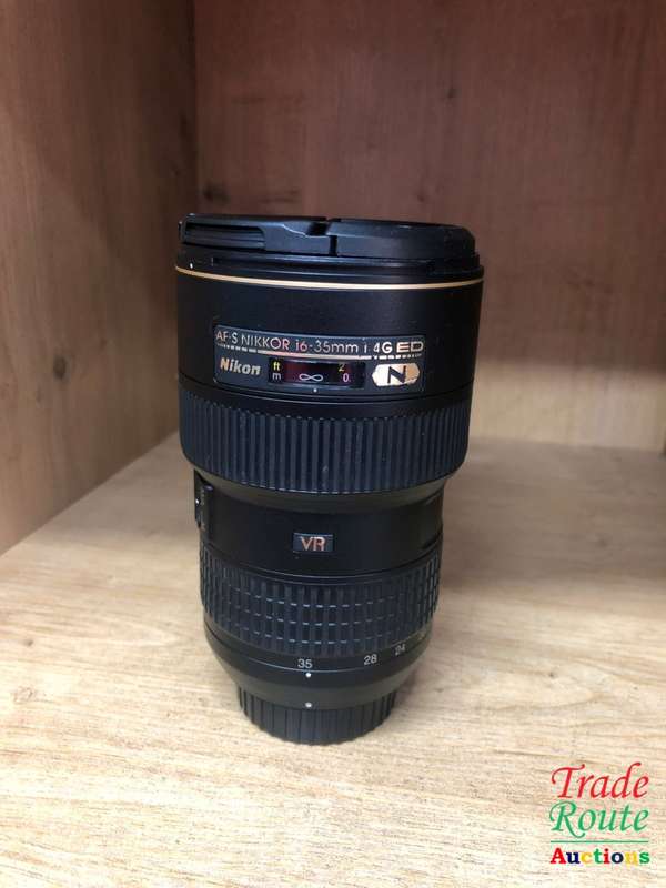 Nikon AF-S FX NIKKOR 16-35mm f/4G ED VR Zoom Lens with Auto Focus