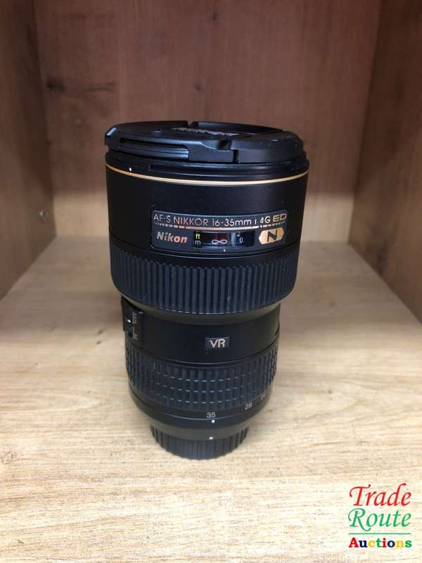 Nikon AF-S FX NIKKOR 16-35mm f/4G ED VR Zoom Lens with Auto Focus