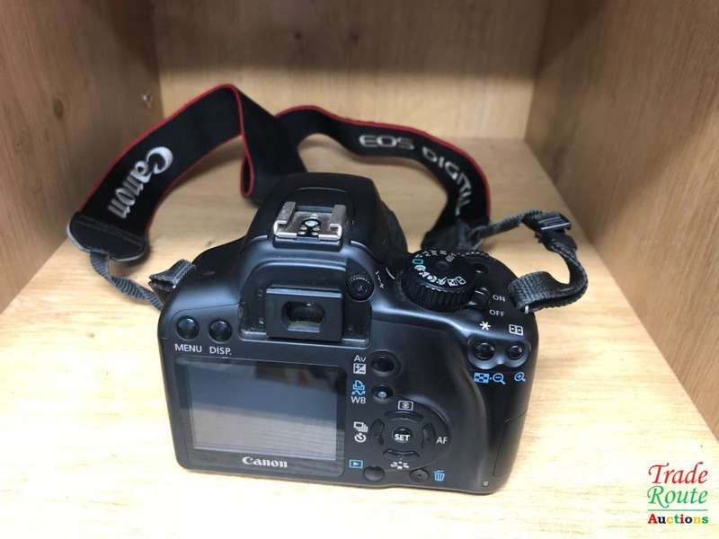 Canon EOS 1000D Digital SLR camera plus Canon 18-55mm Lens Professional KIT