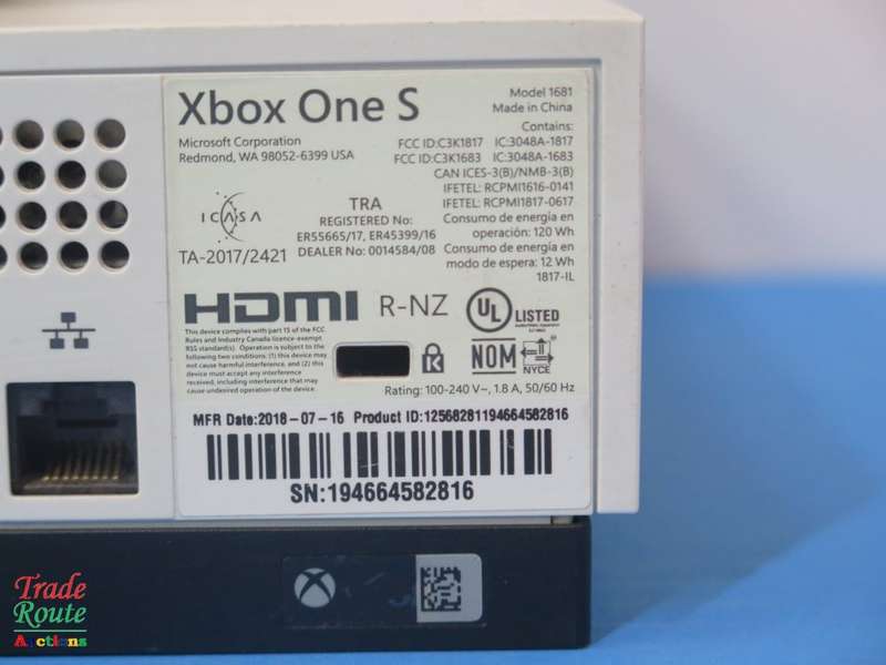 XBOX One S Console (WHITE) Model 1681 1TB + 1 Controller (WHITE)