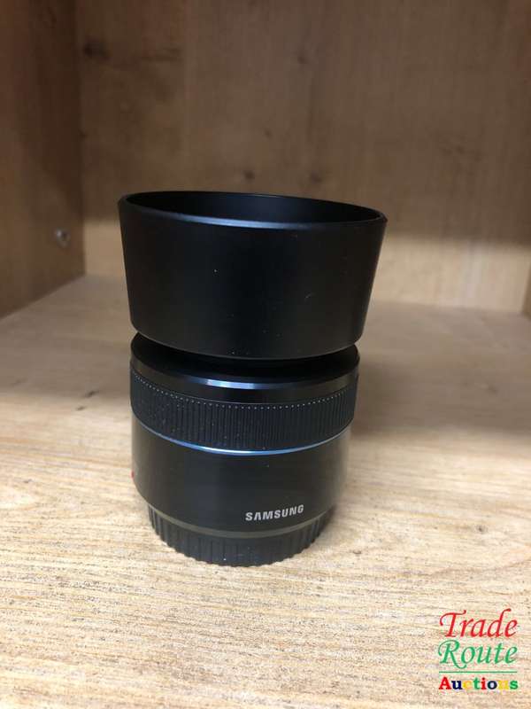 Samsung 45mm f/1.8 2D/3D Telephoto Lens (Black) [ PRIME / PORTRAIT ] for NX Series Cameras