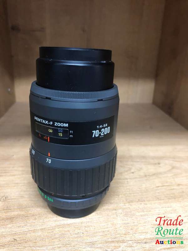 Pentax-F Zoom 70-200 mm f/ 4-5.6 Lens