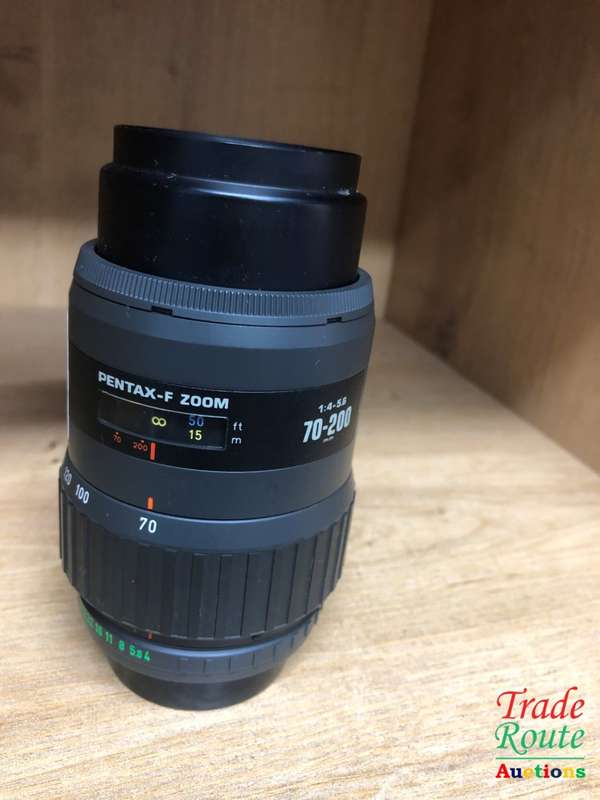 Pentax-F Zoom 70-200 mm f/ 4-5.6 Lens