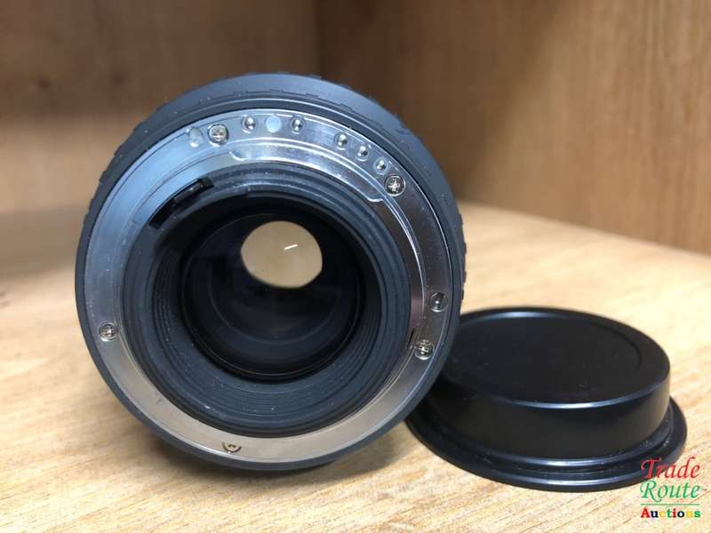 Pentax-F Zoom 70-200 mm f/ 4-5.6 Lens