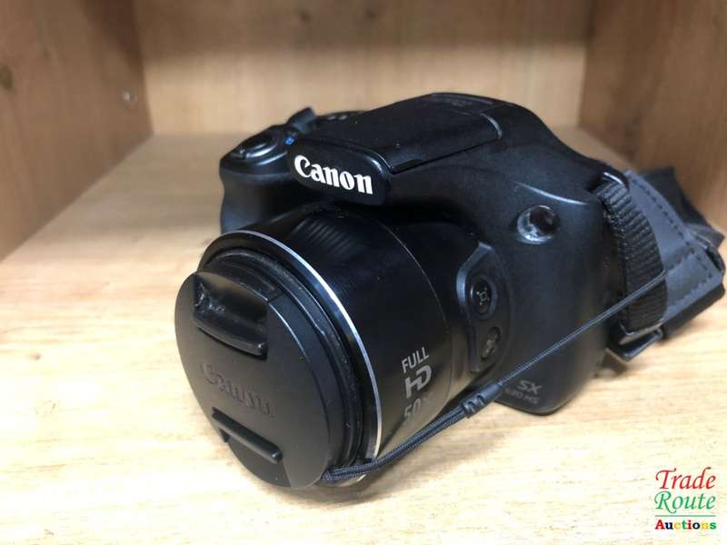 R 5000 *** Canon PowerShot SX530 HS 100X ZOOM PLUS WIFI DIGITAL CAMERA ** R1 NO RESERVES