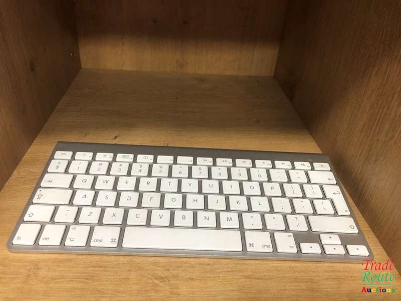 APPLE WIRELESS KEYBOARD A1314 - CAN BE USED WITH IMAC & MAC MINI