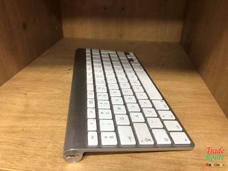 APPLE WIRELESS KEYBOARD A1314 - CAN BE USED WITH IMAC & MAC MINI