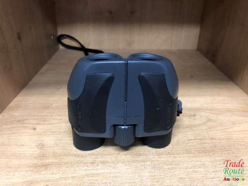 Olympus 7x21 PC III Binoculars