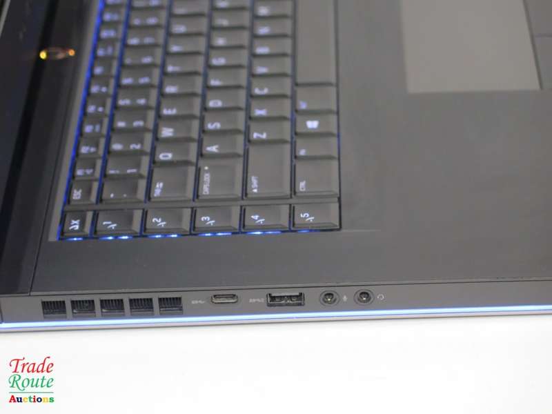 Alienware Gaming Laptop 15 R3 | Core i7 6700HQ 6th Gen 2.6Ghz | 16GB RAM | 1TB HDD - nVidia Graphics
