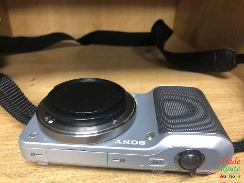 SONY NEX-3 14.2MP CAMERA BODY